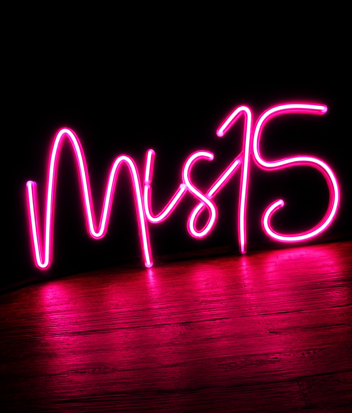 Cartel LED Neon “MIS 15” - Iluminación Decorativa